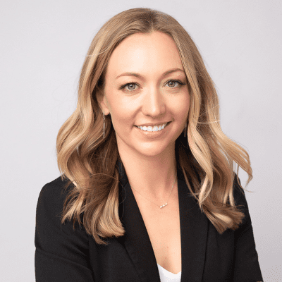 Jessica Beck Ashli Eaves